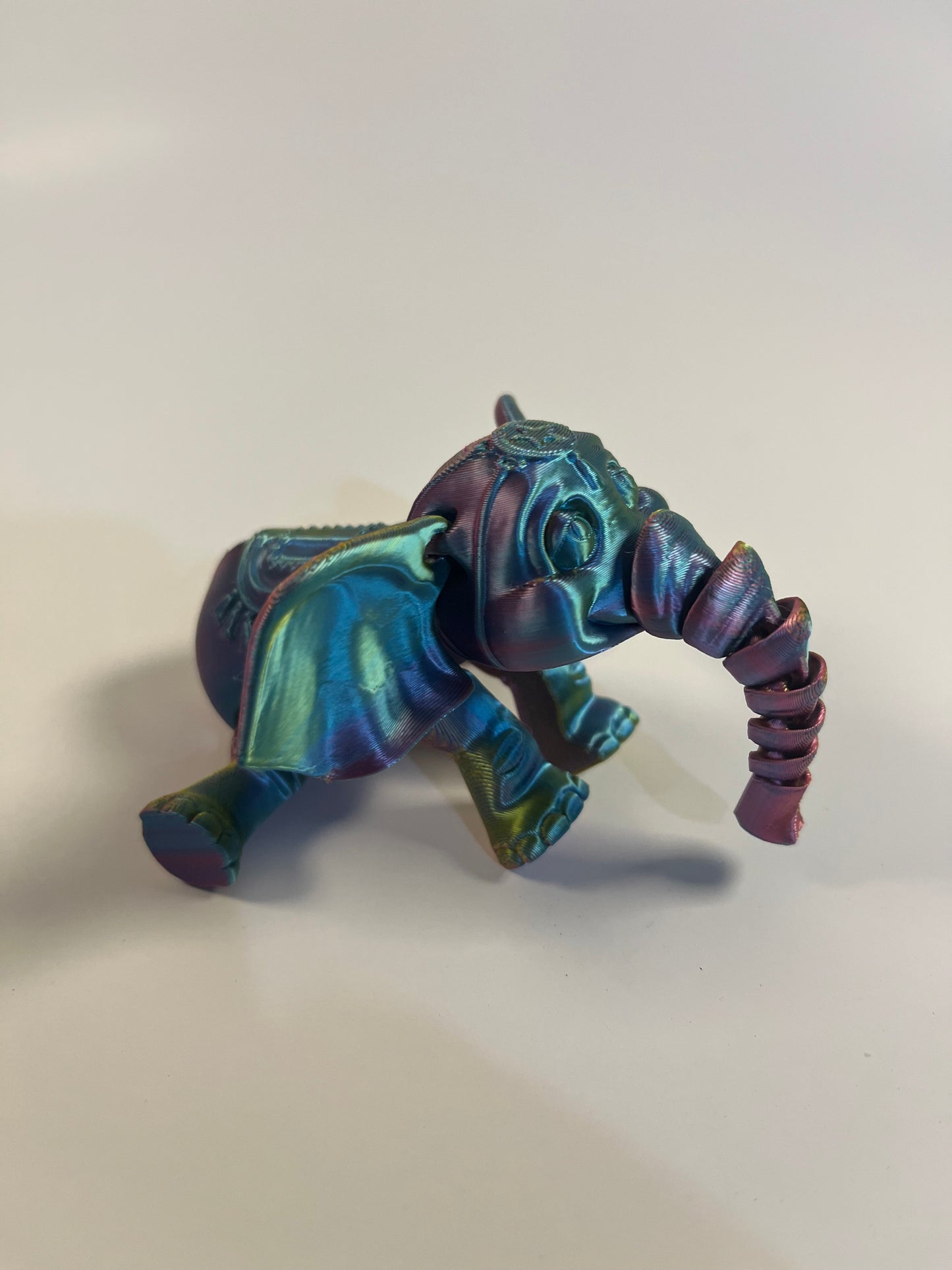 ARTICULATED ELEPHANT WITH STAND