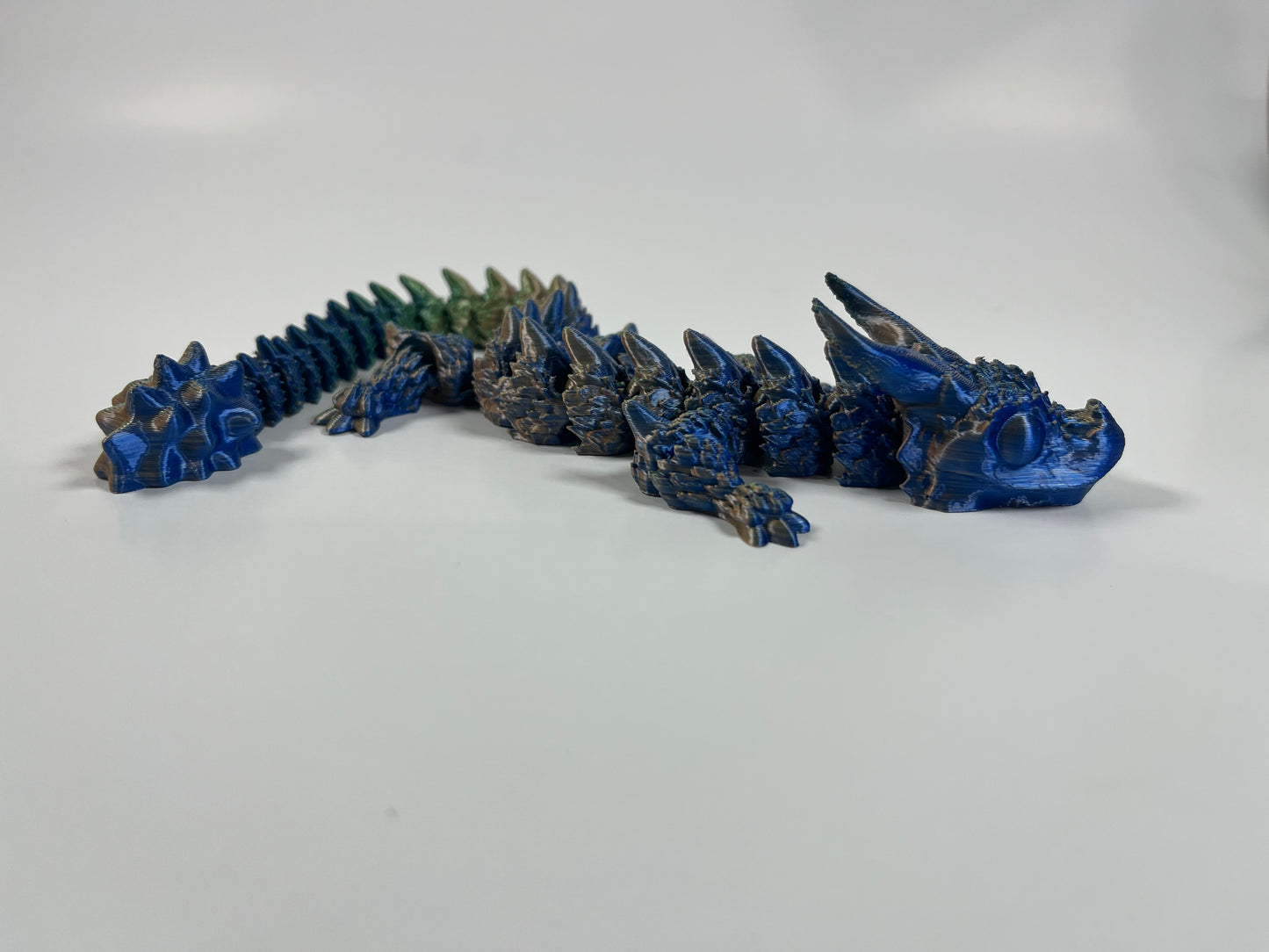 ARTICULATED HORNED DRAGONS