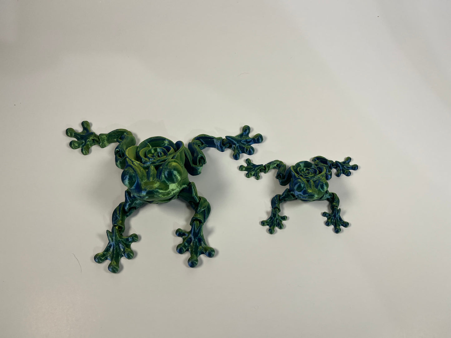 ARTICULATED ROSE FROG