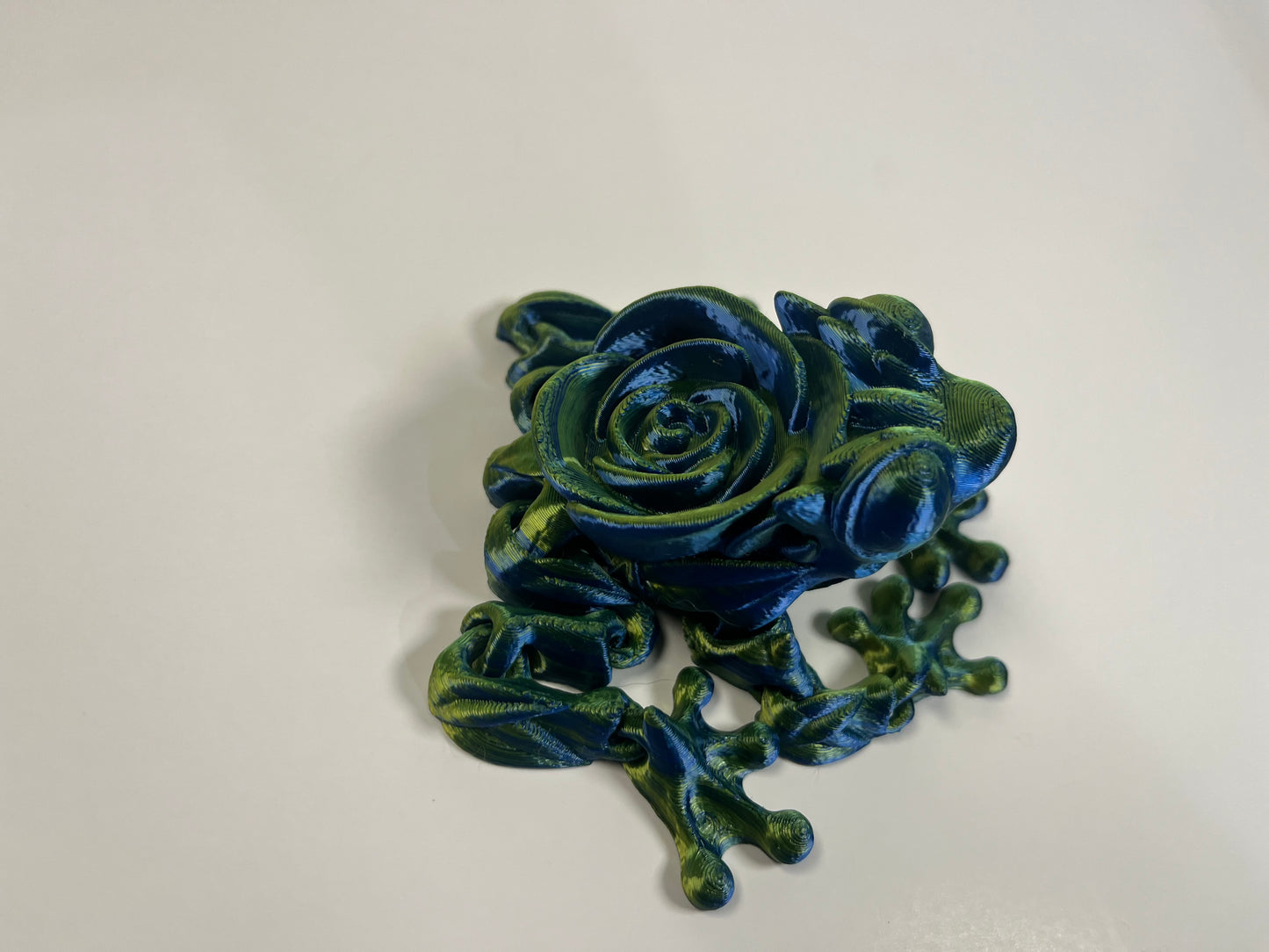 ARTICULATED ROSE FROG