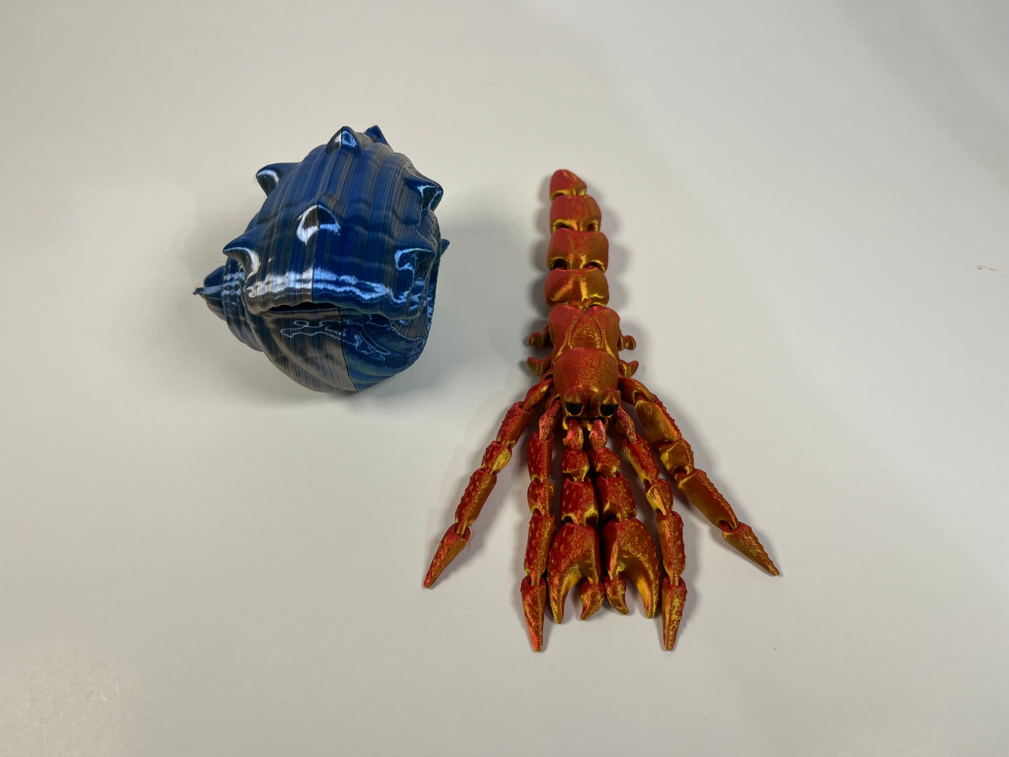 ARTICULATED HERMIT CRAB WITH SHELL