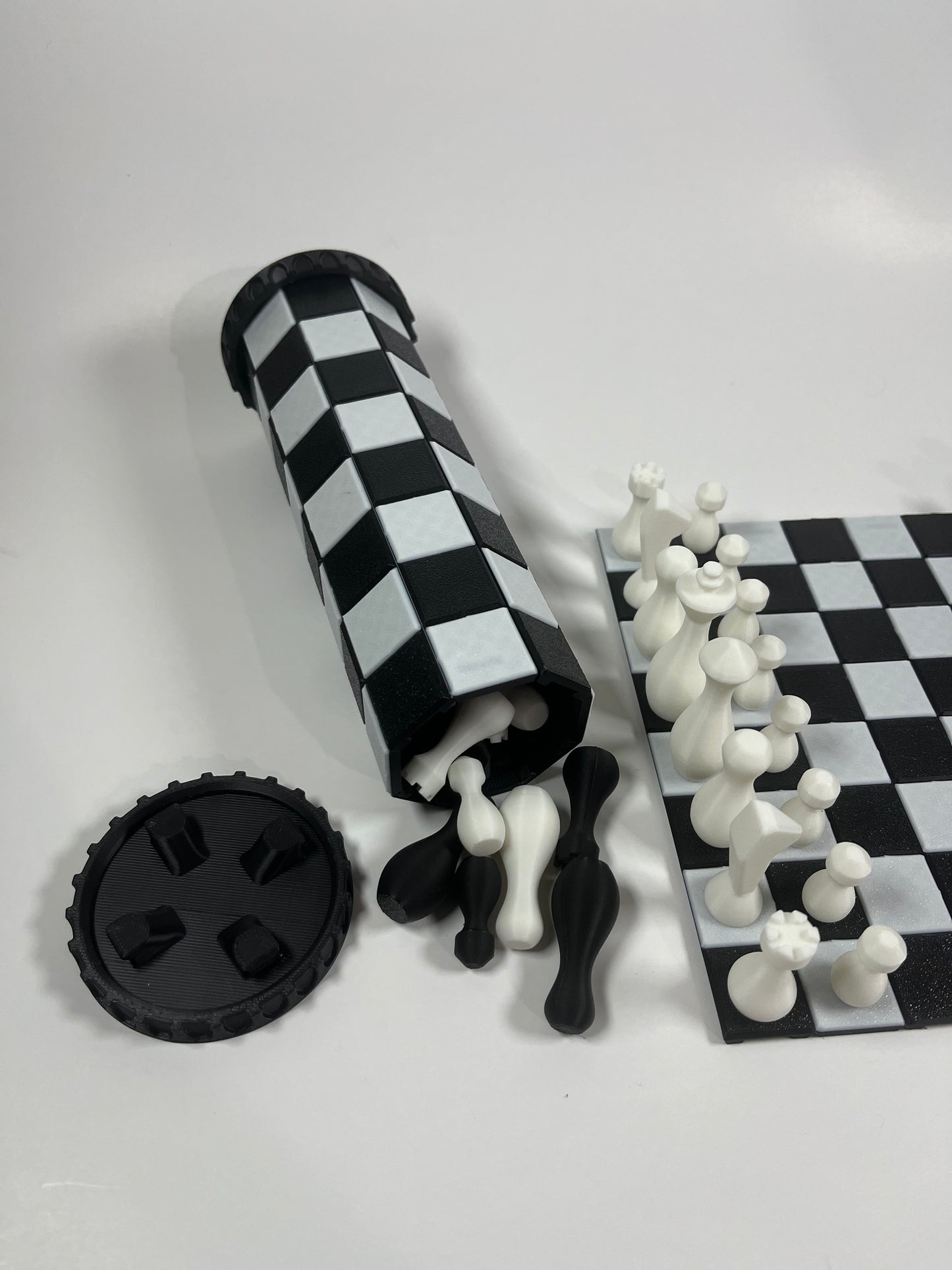 MINIMALIST CHESS SET