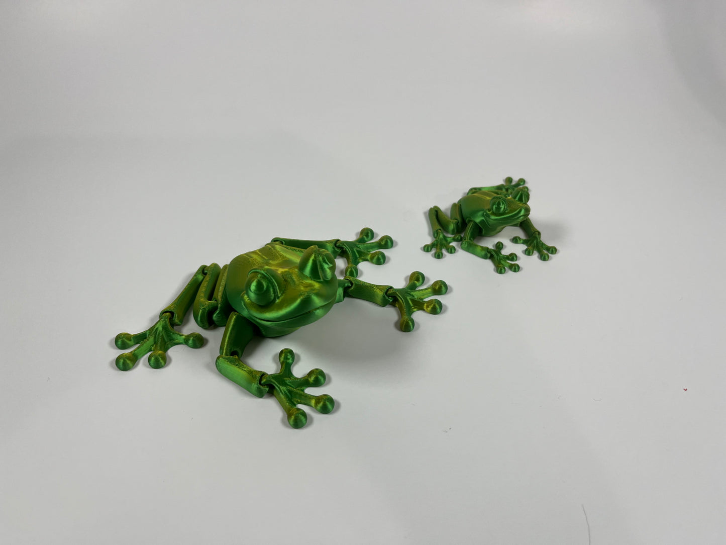 ARTICULATED FROG