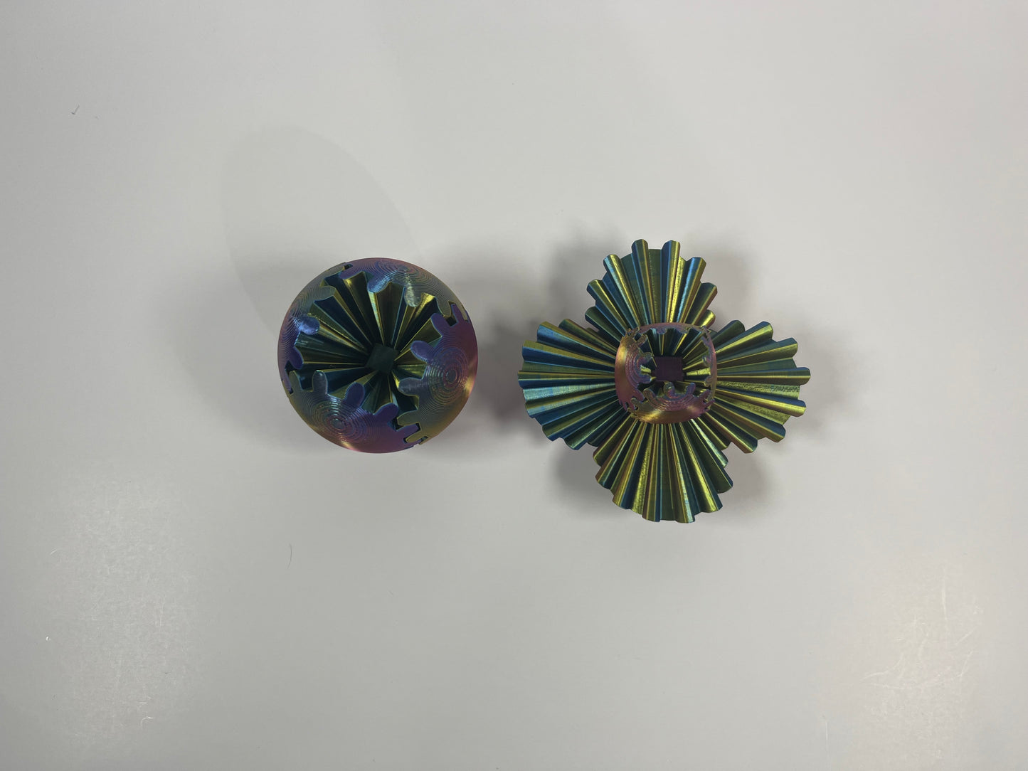 GEAR BALL FIDGET TOY