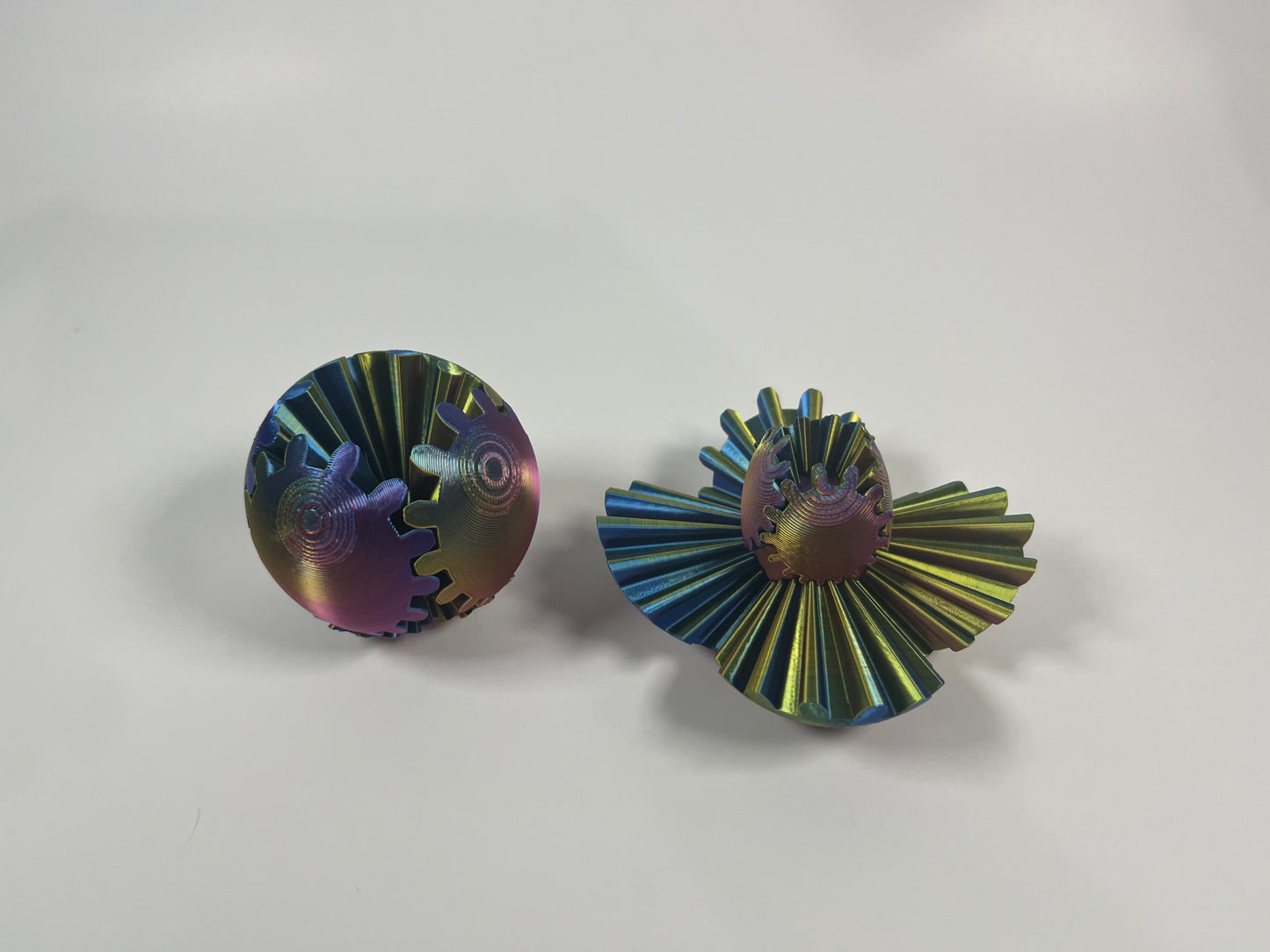 GEAR BALL FIDGET TOY