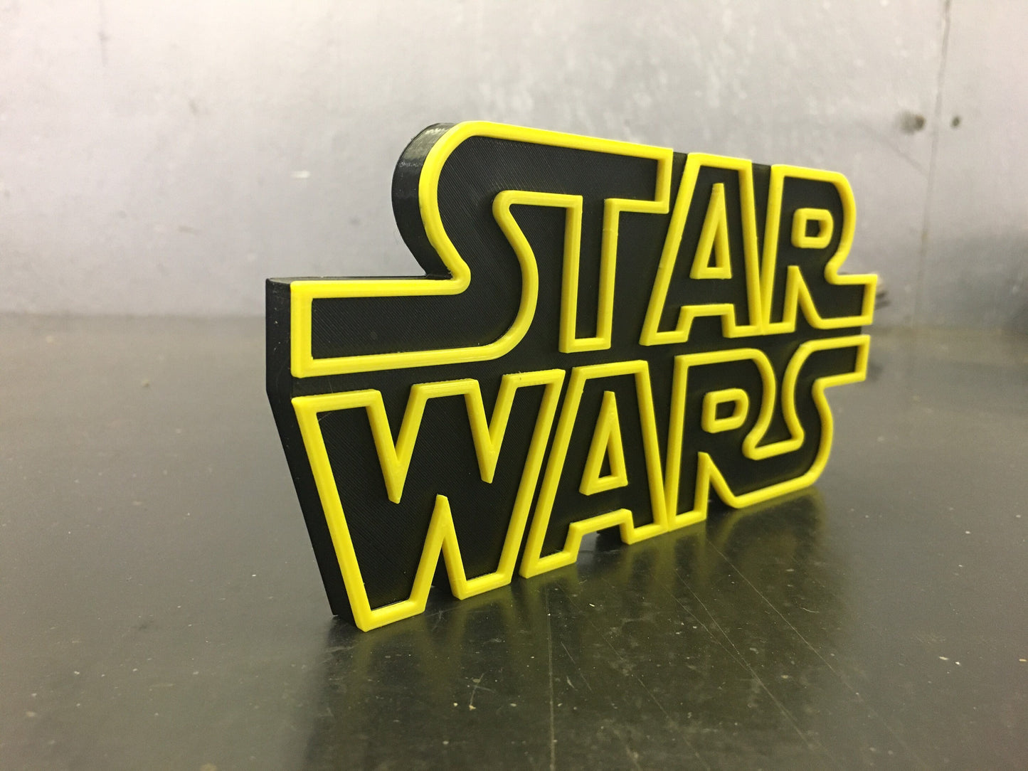 STAR WARS logo/shelf display