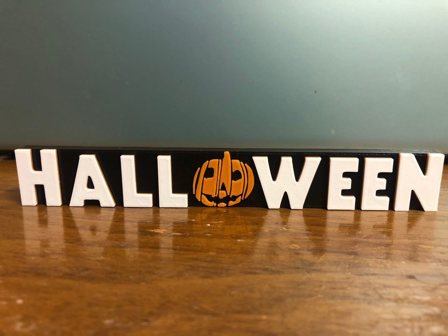 V3 Halloween logo/shelf display