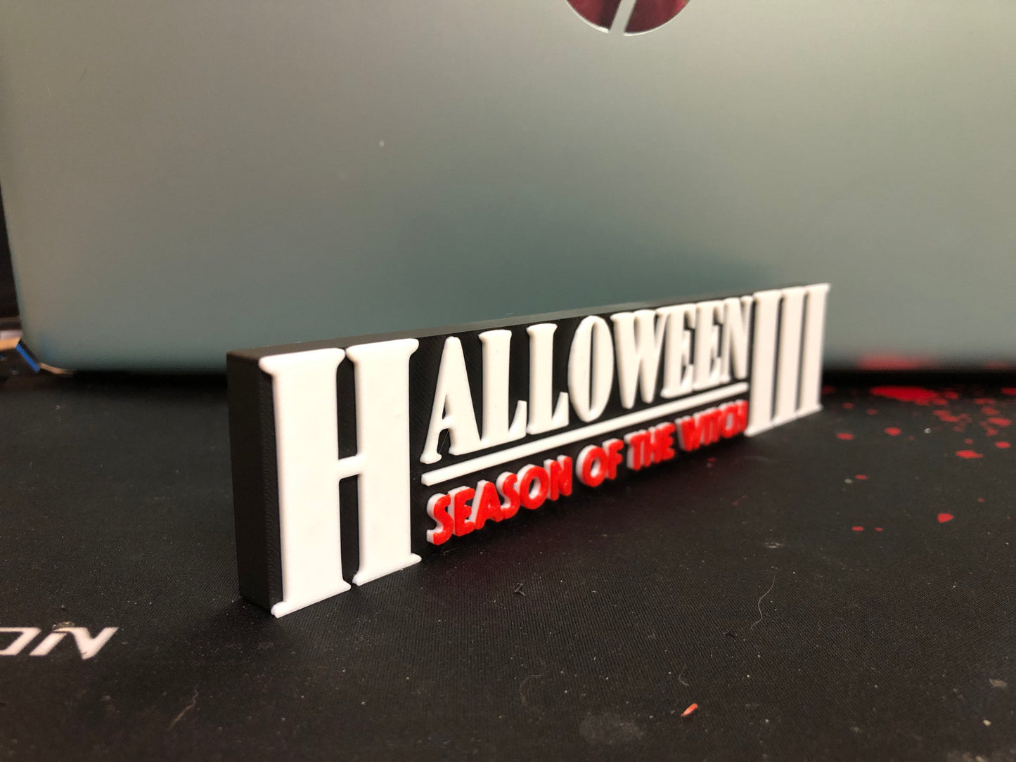 Halloween III logo/shelf display