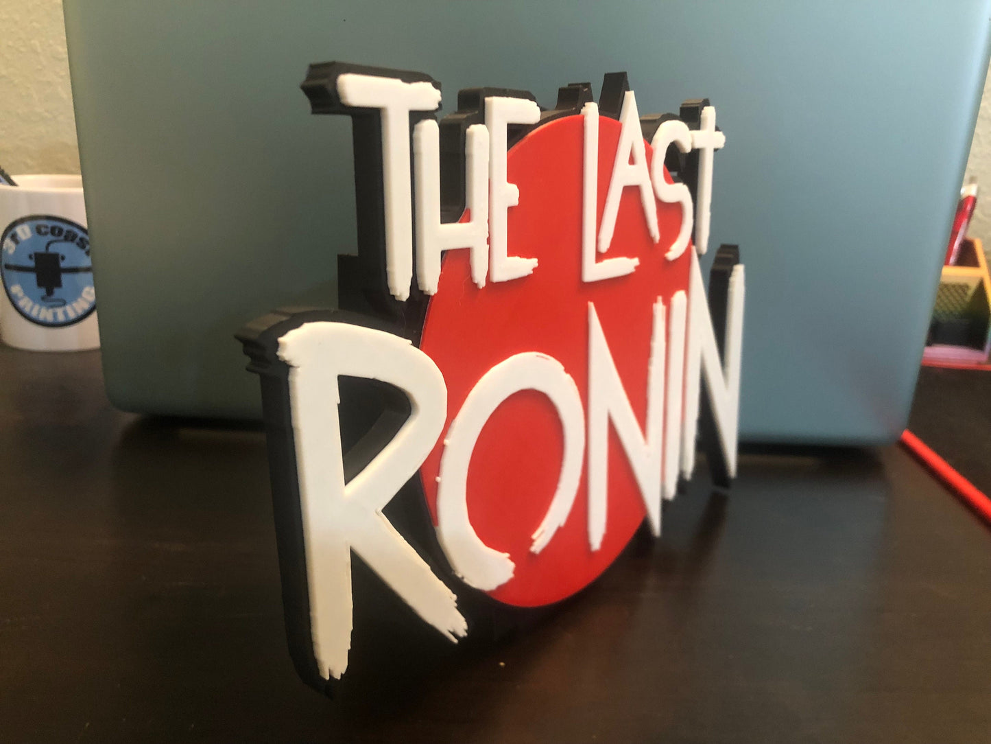 V2 The Last Ronin logo/logo display